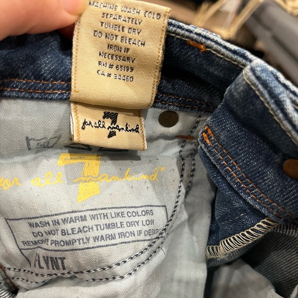 7 for all mankind 7FAM flyer jeans size 26, gently used - Picture 9 of 12